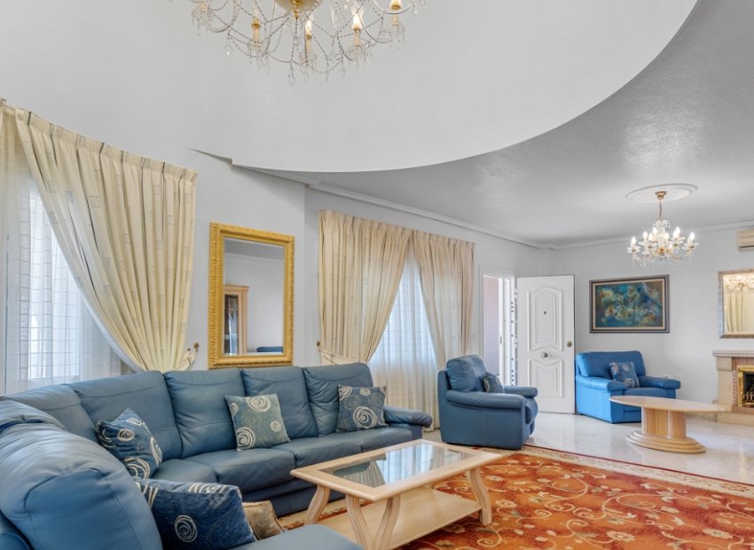 Resale - Villa - Ciudad Quesada