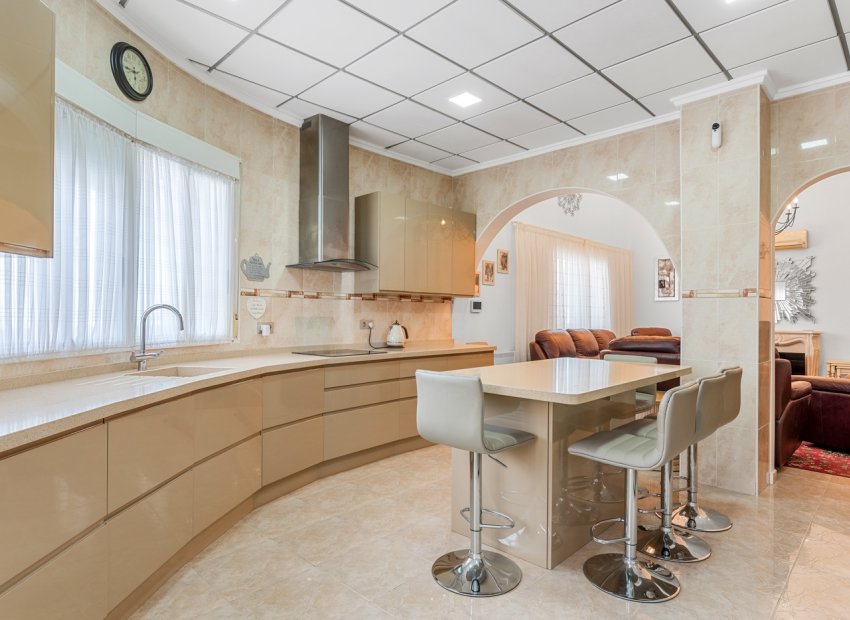 Resale - Villa - Ciudad Quesada