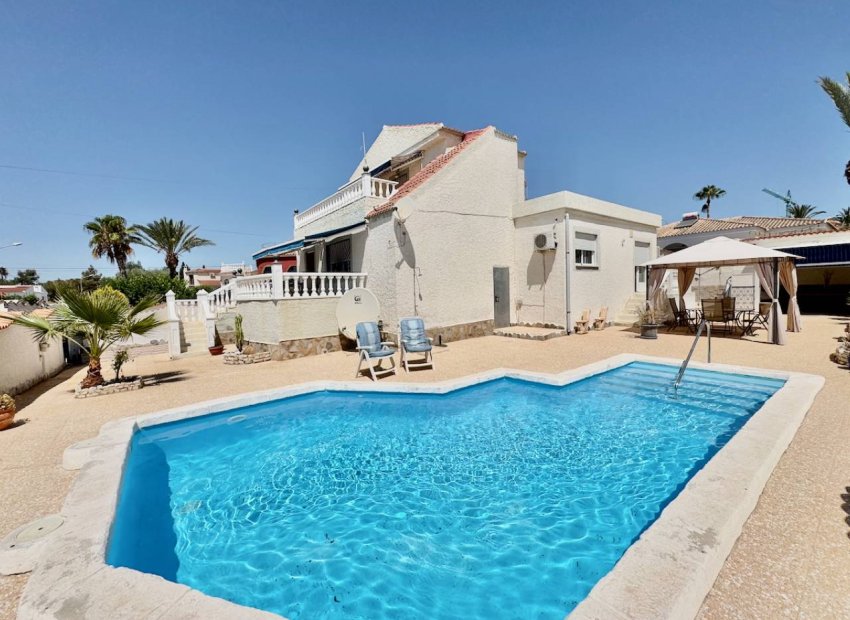 Resale - Villa - Ciudad Quesada