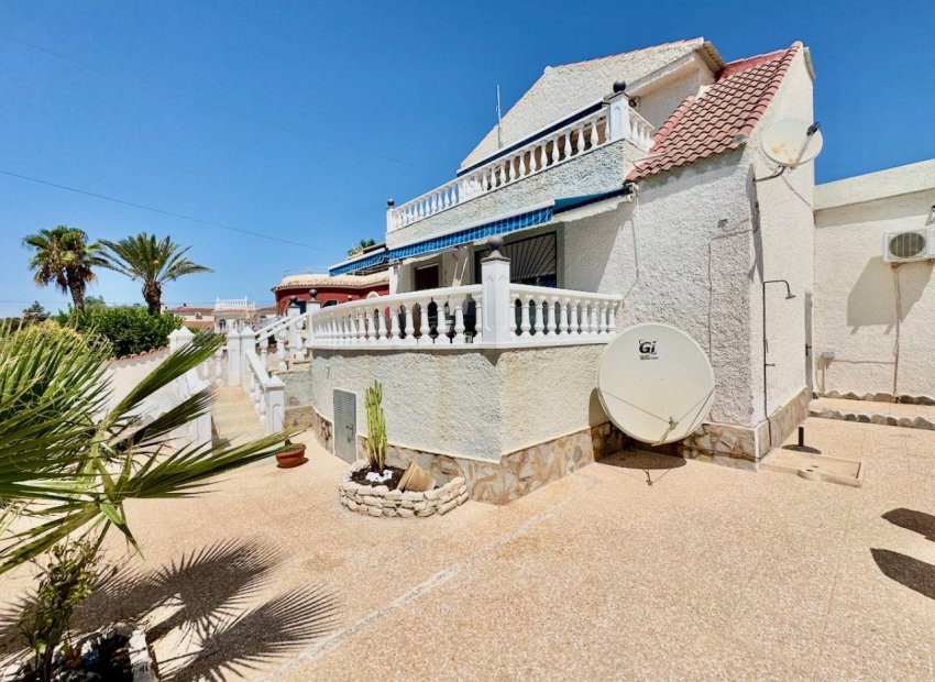 Resale - Villa - Ciudad Quesada