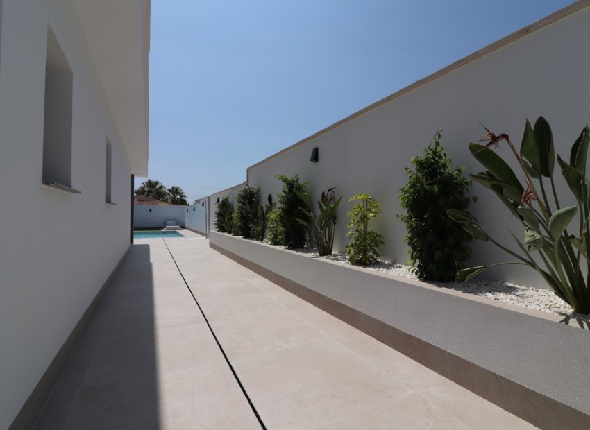 Resale - Villa - Ciudad Quesada