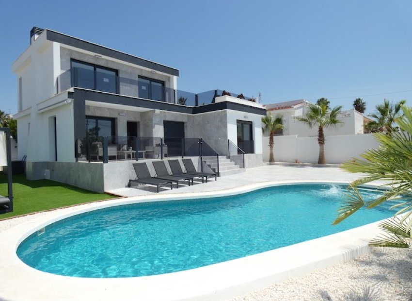 Resale - Villa - Ciudad Quesada