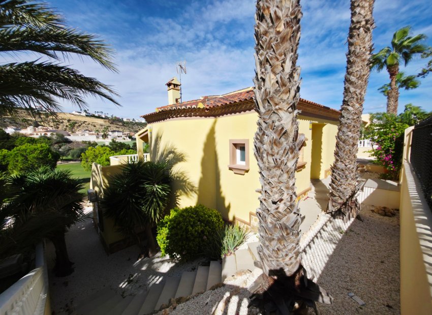 Resale - Villa - Ciudad Quesada