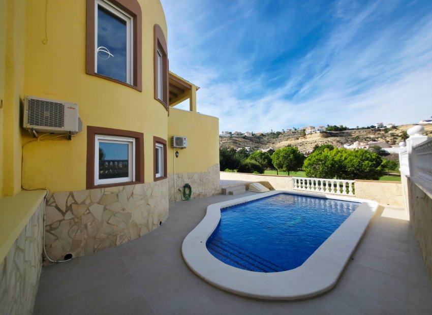 Resale - Villa - Ciudad Quesada