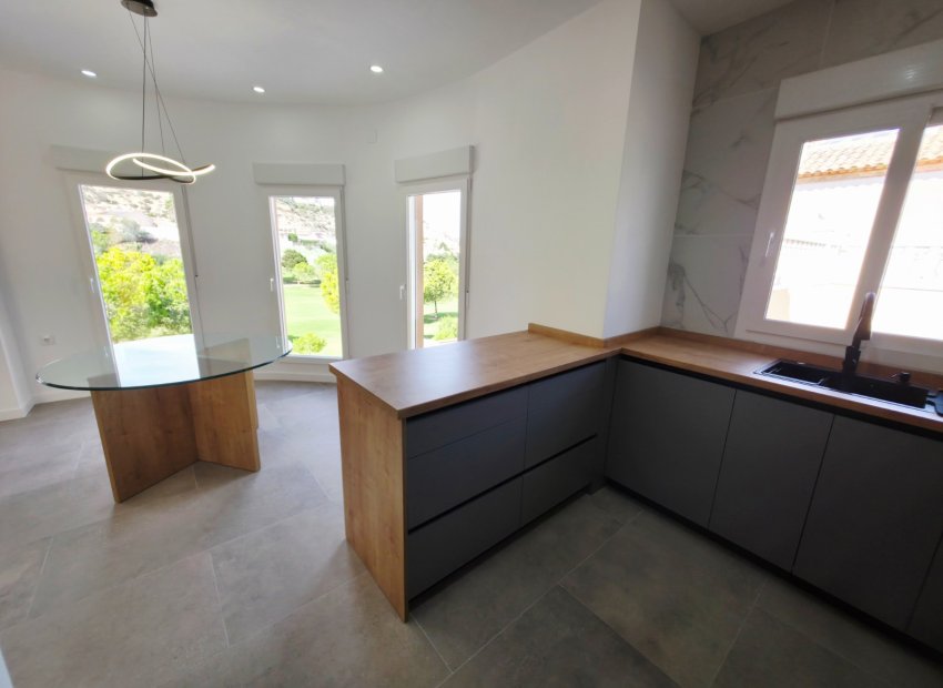 Resale - Villa - Ciudad Quesada