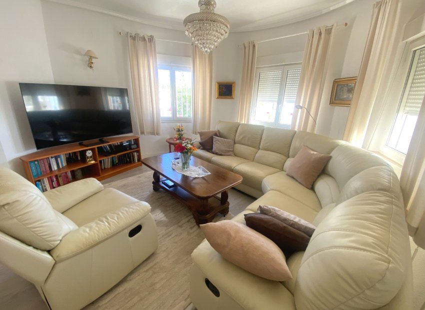 Resale - Villa - Ciudad Quesada