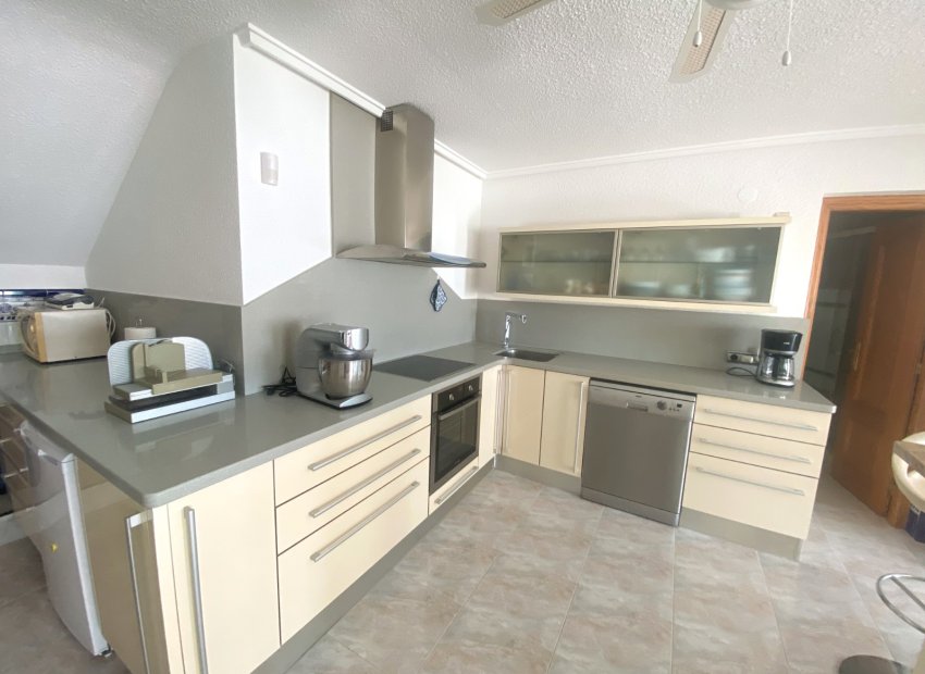 Resale - Villa - Ciudad Quesada