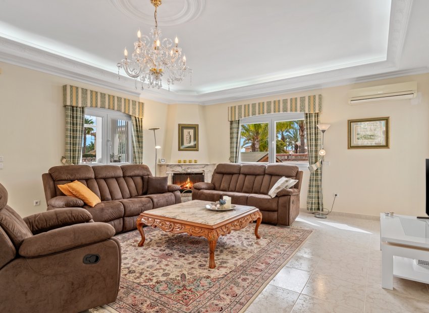 Resale - Villa - Ciudad Quesada