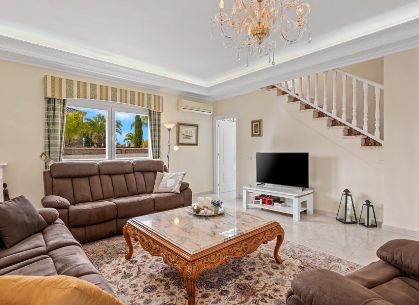 Resale - Villa - Ciudad Quesada