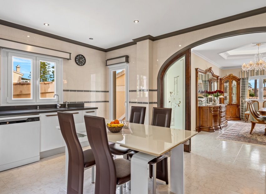 Resale - Villa - Ciudad Quesada