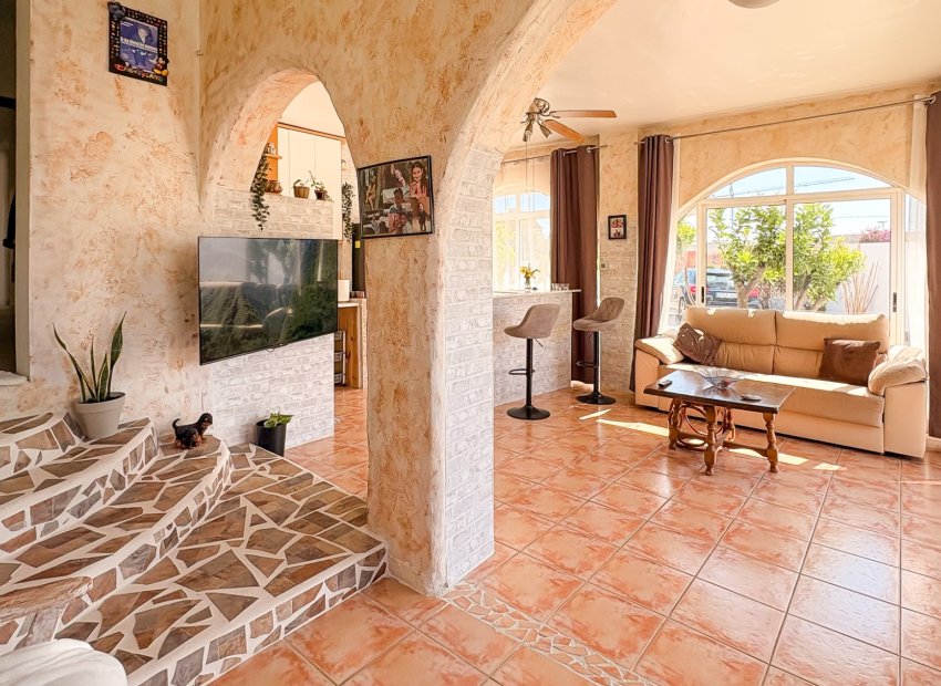 Resale - Villa - Ciudad Quesada