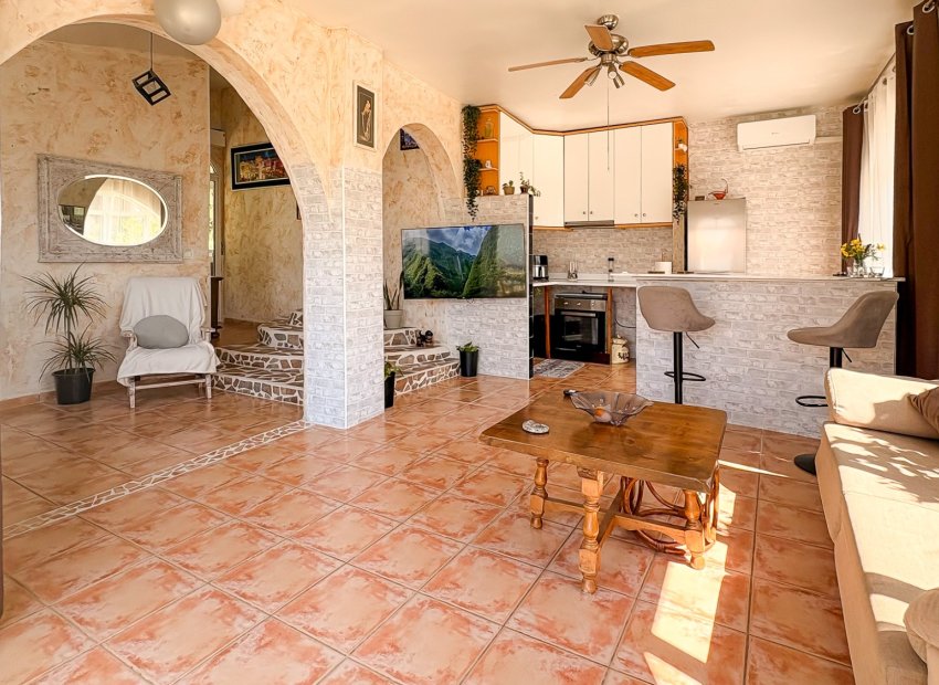 Resale - Villa - Ciudad Quesada