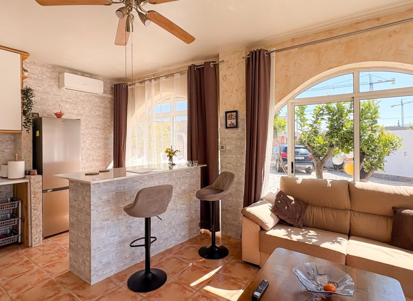 Resale - Villa - Ciudad Quesada