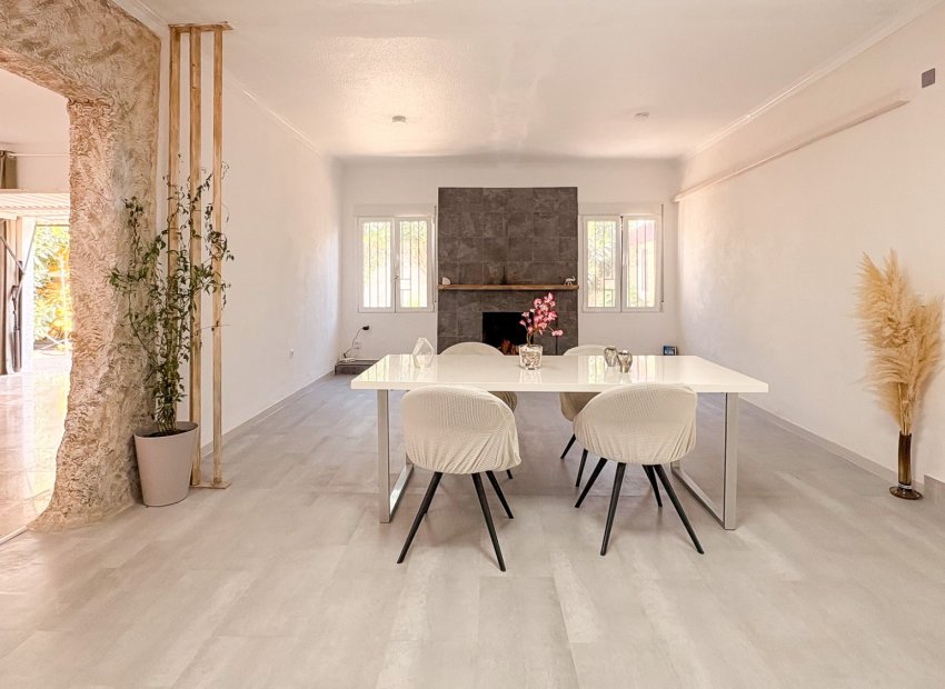 Resale - Villa - Ciudad Quesada