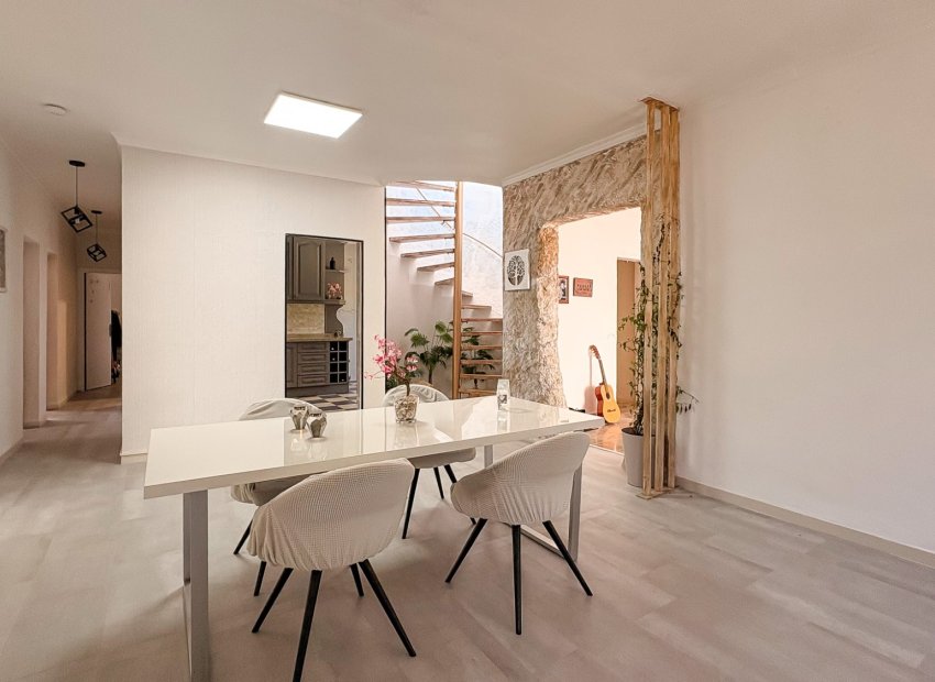 Resale - Villa - Ciudad Quesada