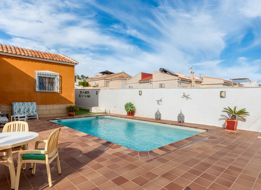 Resale - Villa - Ciudad Quesada