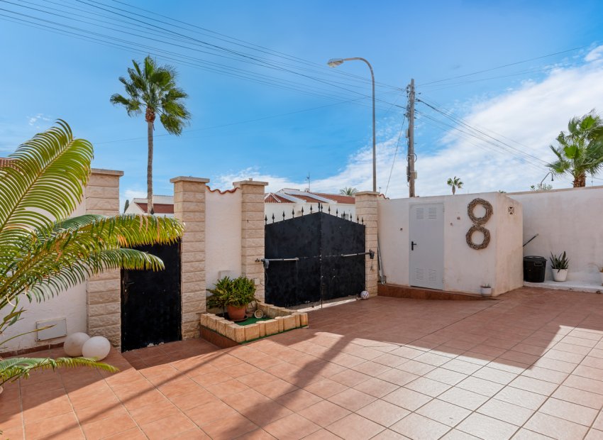 Resale - Villa - Ciudad Quesada