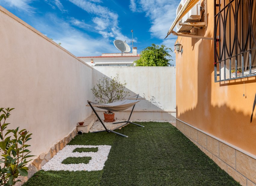 Resale - Villa - Ciudad Quesada