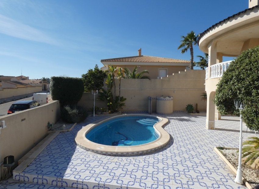 Resale - Villa - Ciudad Quesada