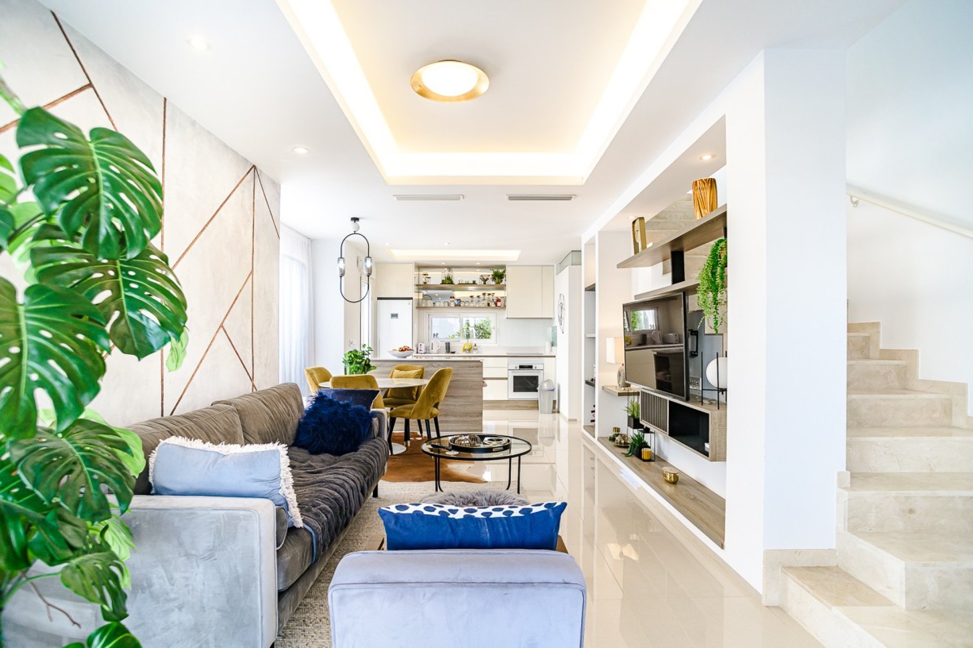 Resale - Villa - CIUDAD QUESADA