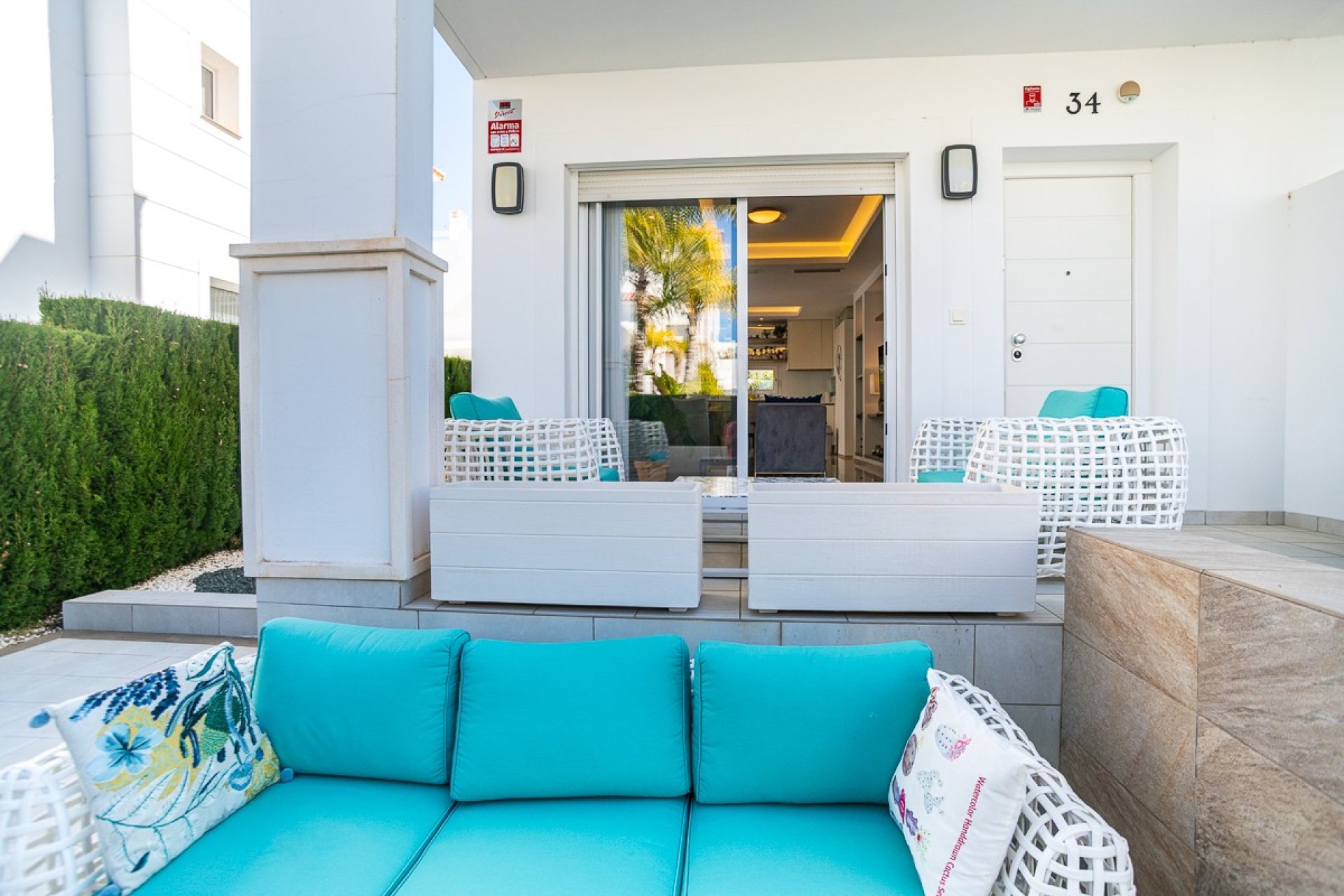 Resale - Villa - CIUDAD QUESADA