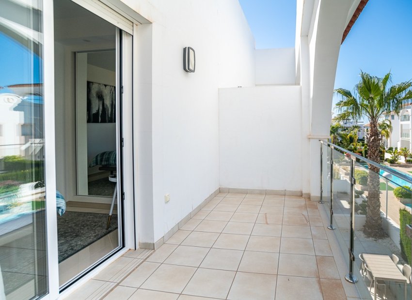 Resale - Villa - CIUDAD QUESADA