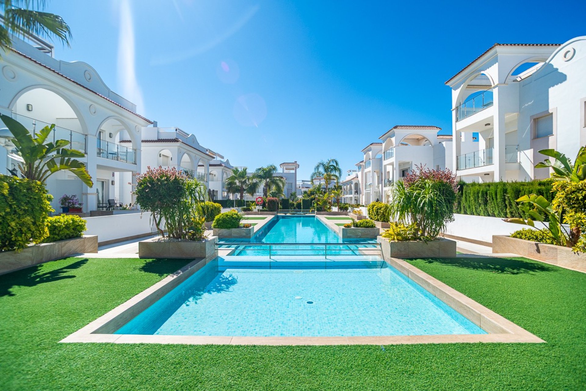 Resale - Villa - CIUDAD QUESADA