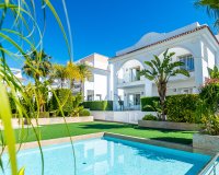 Resale - Villa - CIUDAD QUESADA