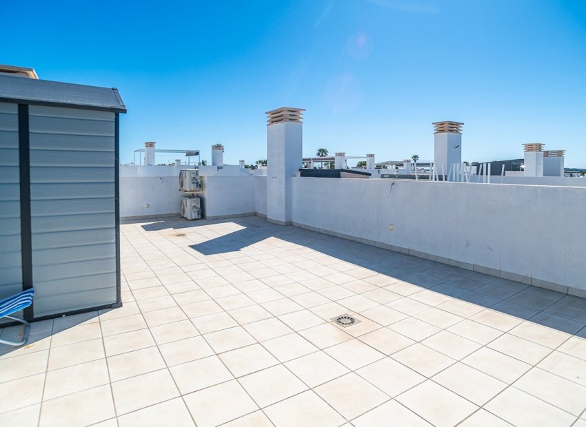 Resale - Villa - CIUDAD QUESADA