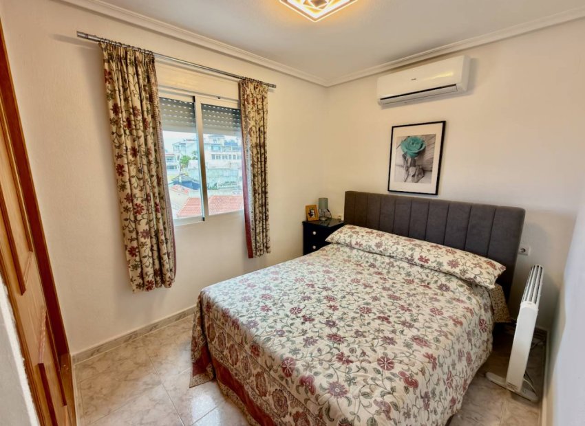 Resale - Villa - Ciudad Quesada