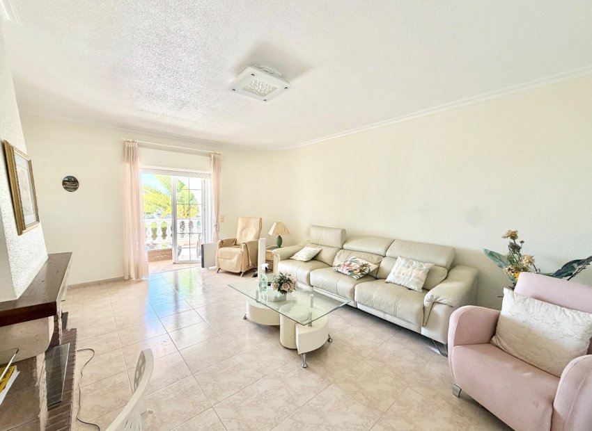 Resale - Villa - Ciudad Quesada