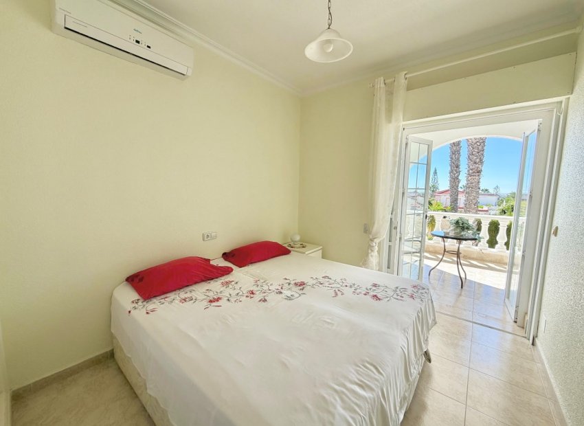 Resale - Villa - Ciudad Quesada