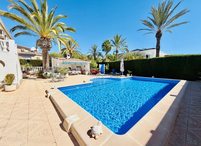 Resale - Villa - Ciudad Quesada