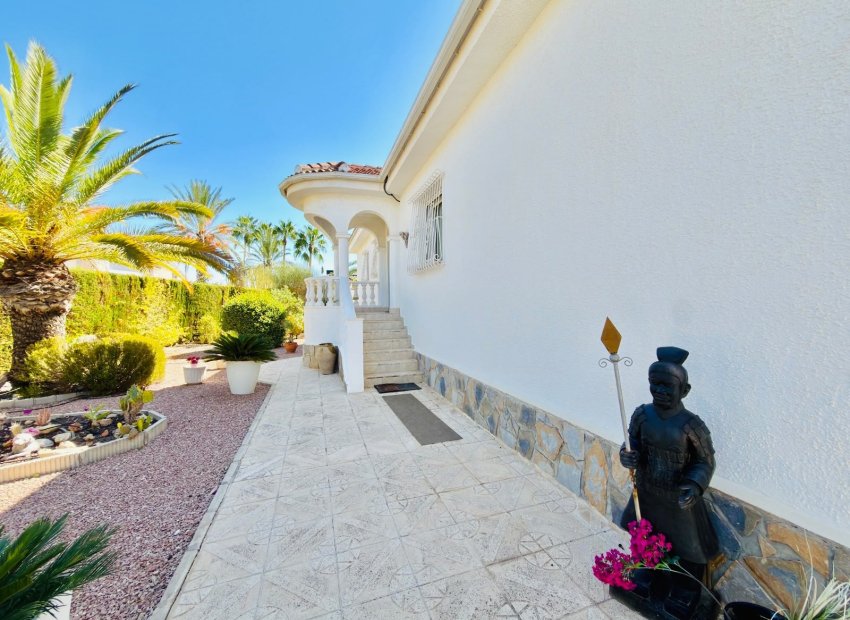Resale - Villa - Ciudad Quesada