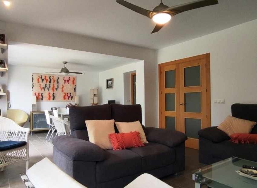 Resale - Villa - Cocentaina