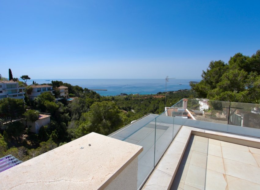 Resale - Villa - COSTA D'EN BLANES - Calvià