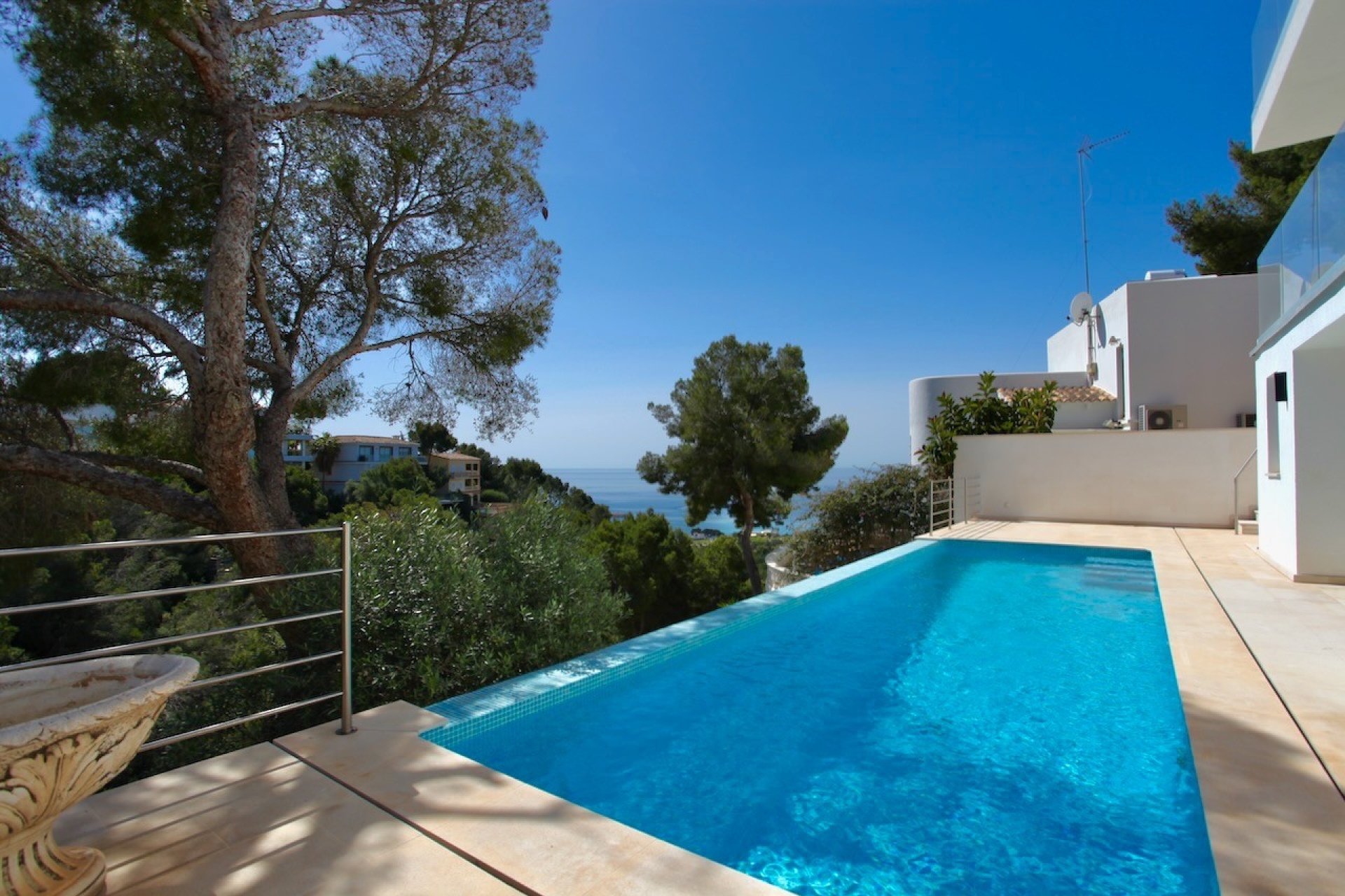 Resale - Villa - COSTA D'EN BLANES - Calvià