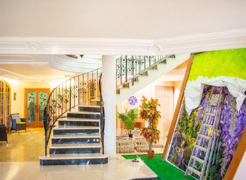 Resale - Villa - Crevillente