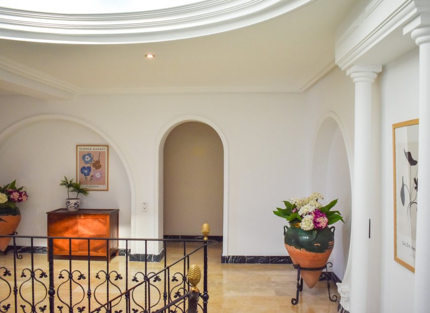 Resale - Villa - Crevillente