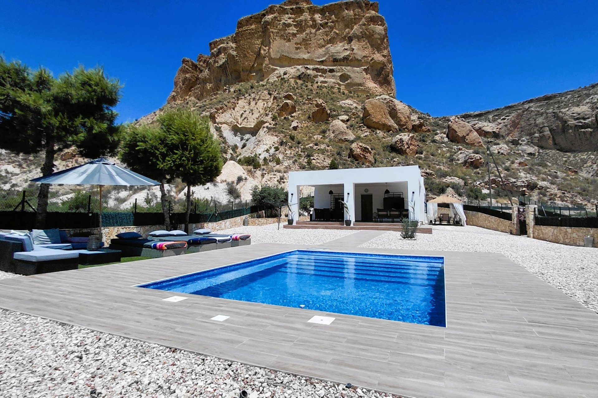 Resale - Villa - Crevillente