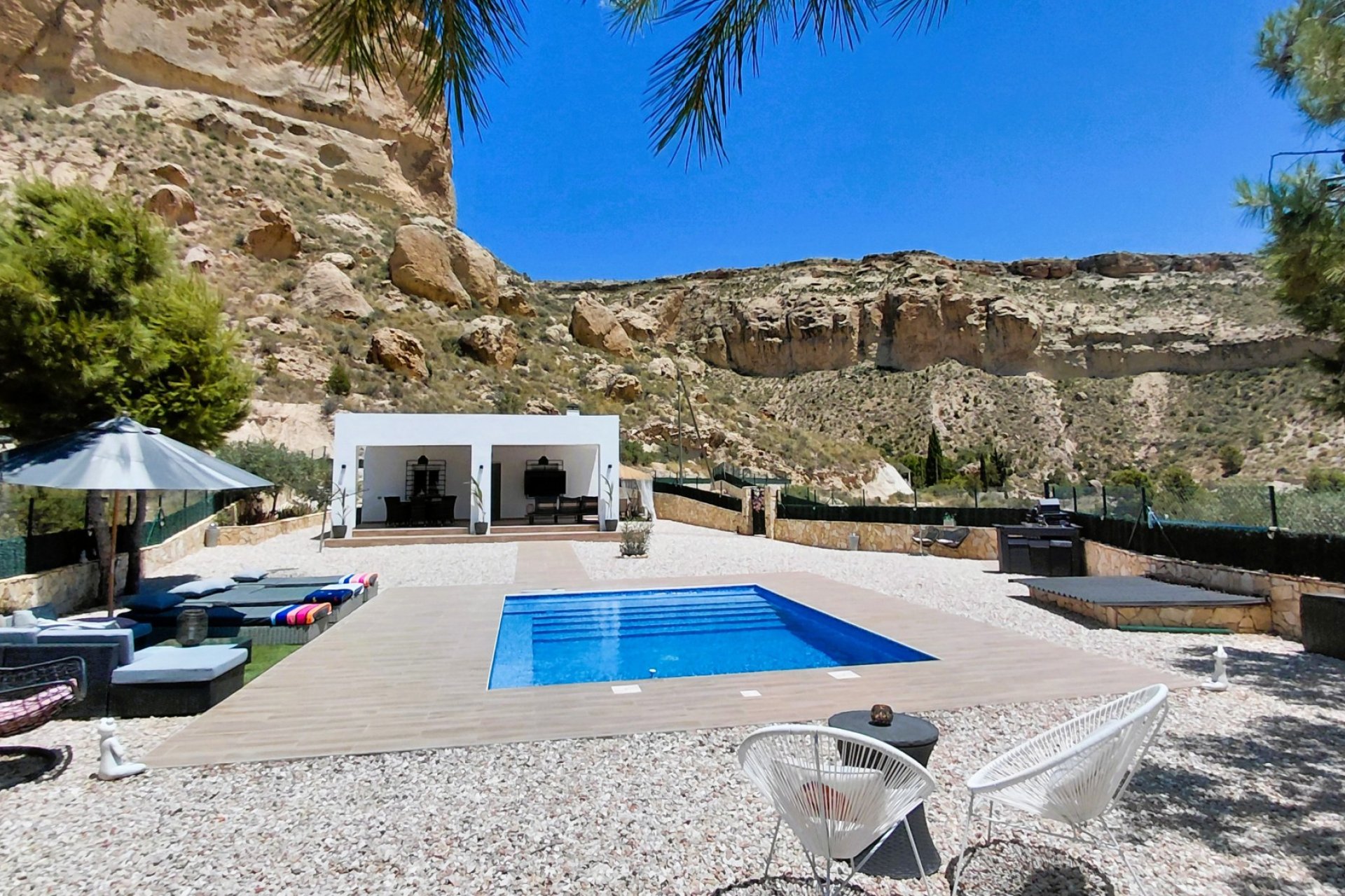 Resale - Villa - Crevillente