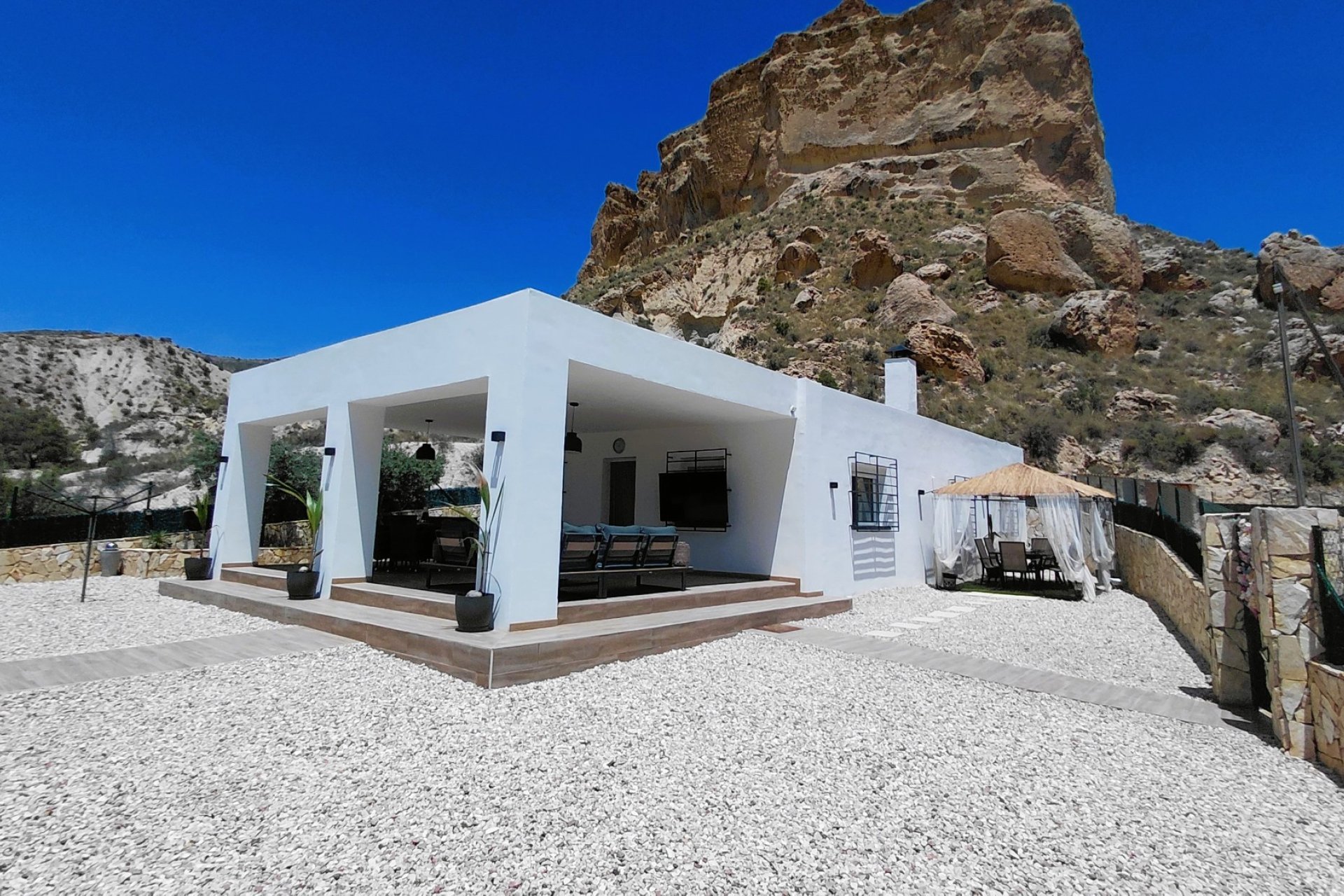 Resale - Villa - Crevillente