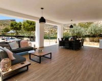 Resale - Villa - Crevillente