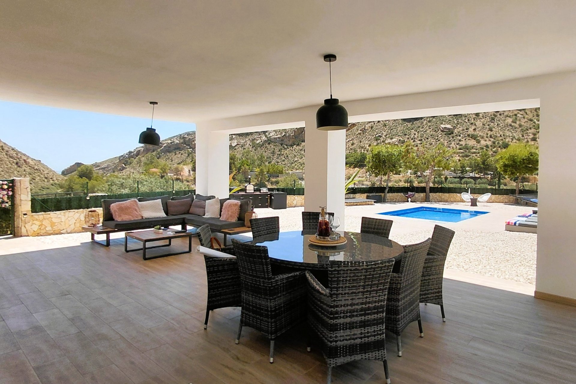 Resale - Villa - Crevillente
