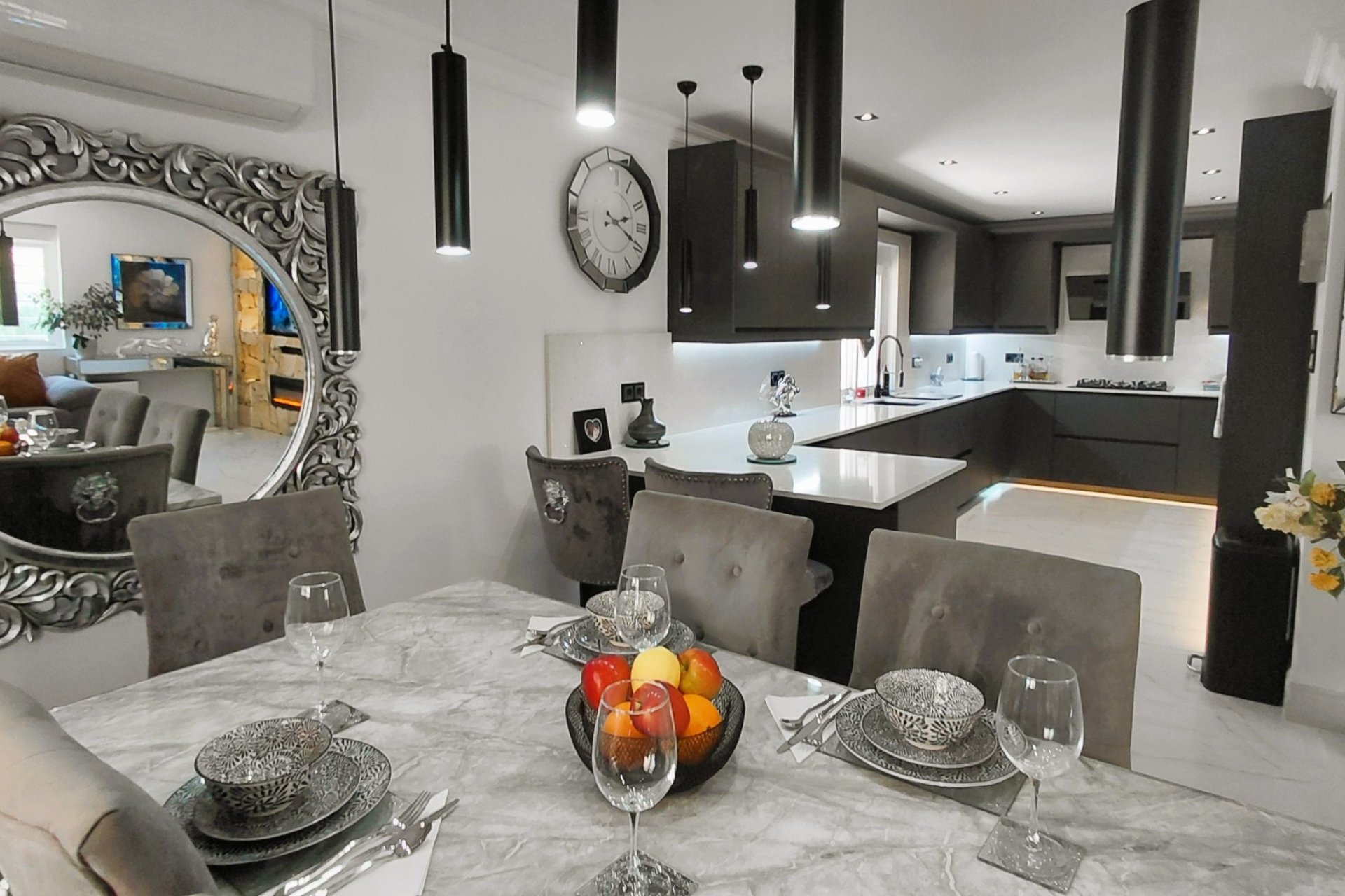 Resale - Villa - Crevillente