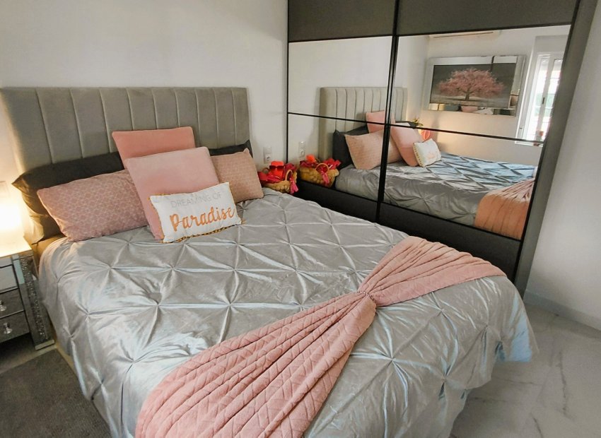 Resale - Villa - Crevillente
