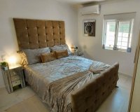 Resale - Villa - Crevillente