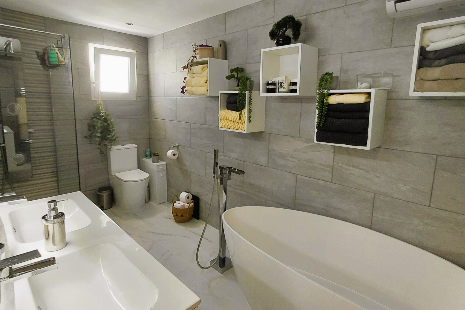 Resale - Villa - Crevillente