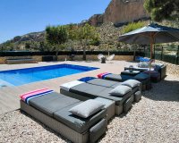 Resale - Villa - Crevillente