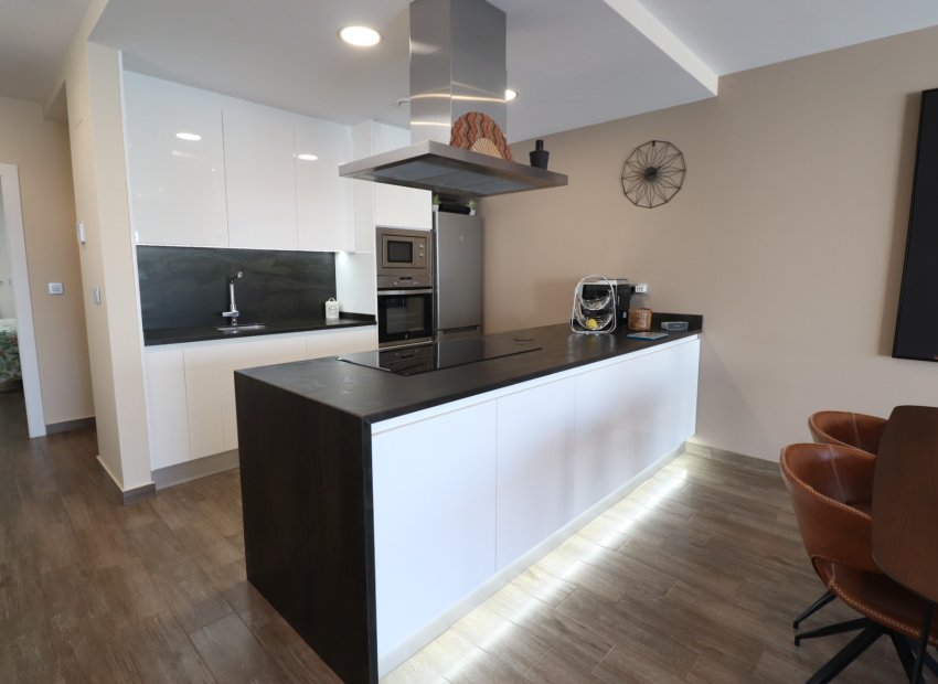 Resale - Villa - Daya Vieja - Daya Vieja - Town